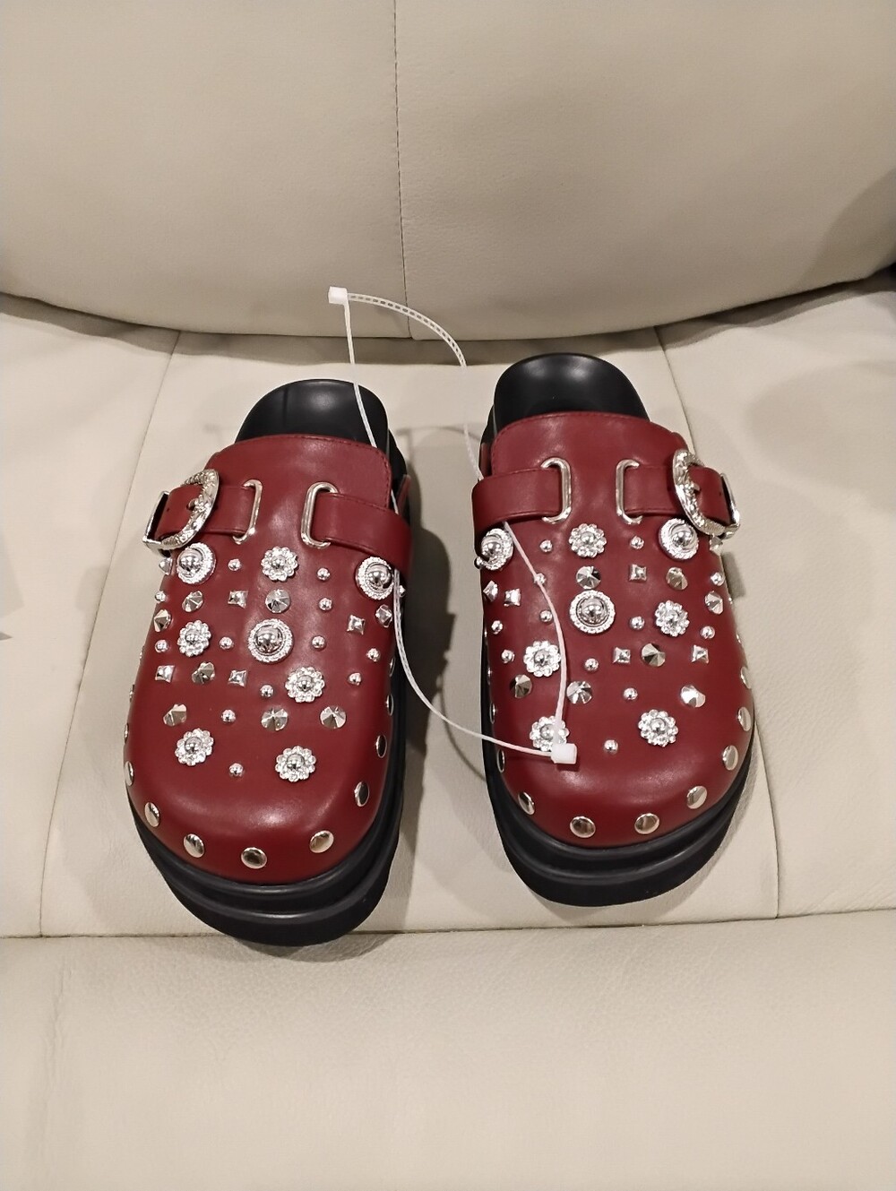 NWOT Swiftly Burgundy Studded Platform Clogs 7